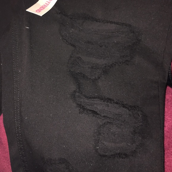 Charlotte Russe Cropped BF jeans - Picture 2 of 4