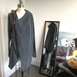 DIVIDED HM asymmetry jacket