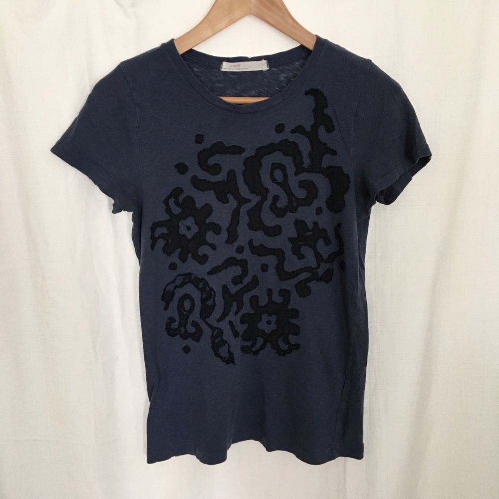 ⭐️ 2 for $10! J. Crew abstract tee