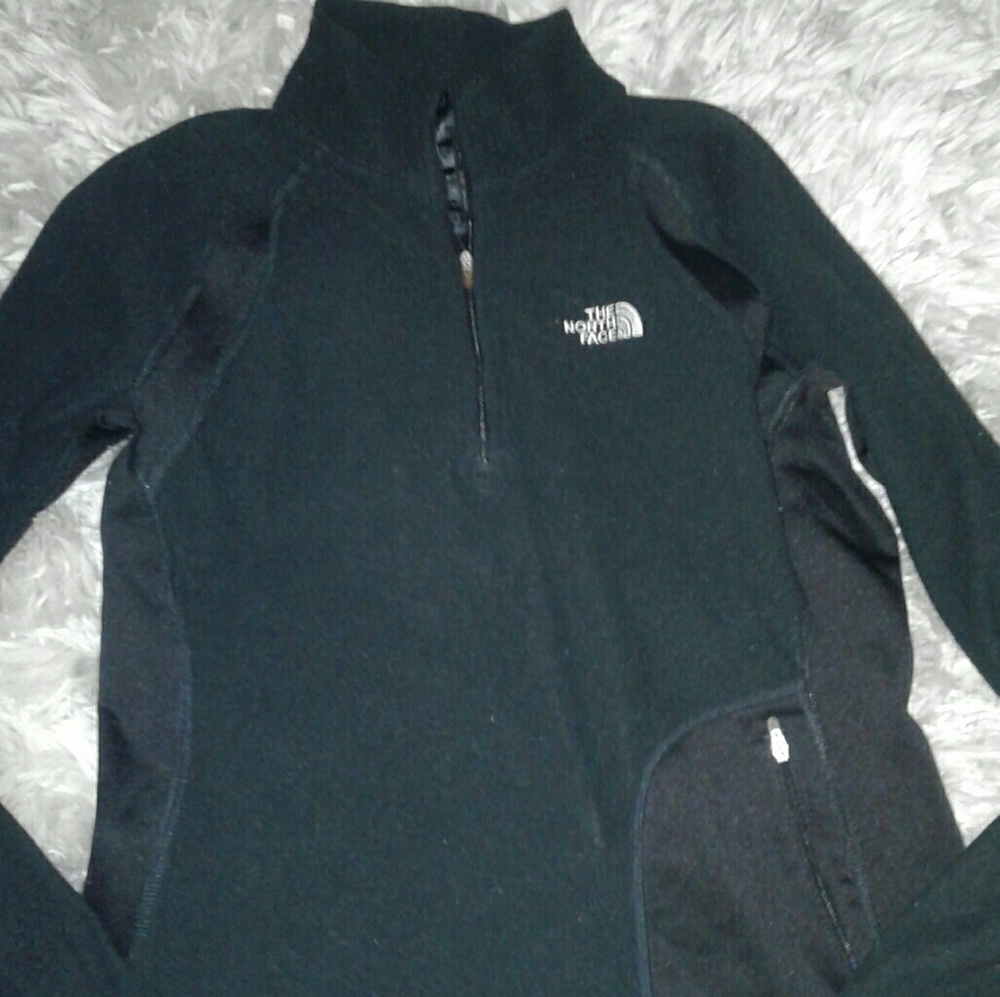 Size small north face fleece woman's sweatshirt