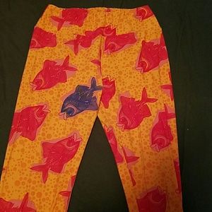 Lularoe Fish Leggings OS