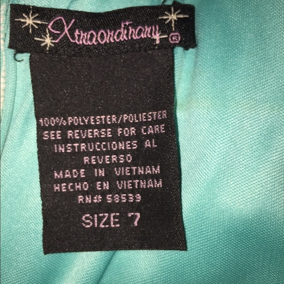 Prom/Formal dress - Picture 4 of 4