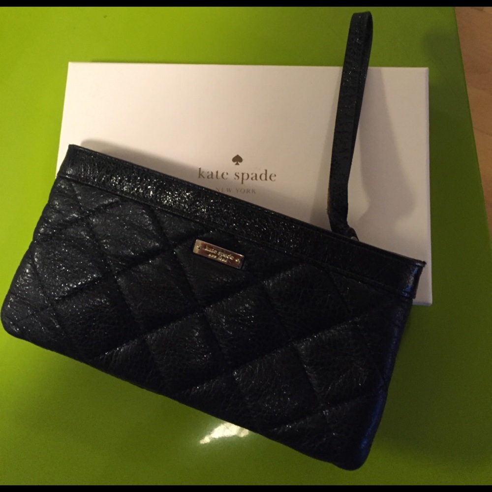 Kate Spade wristlet.