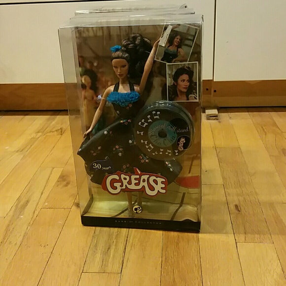 Barbie dolls - Picture 3 of 4