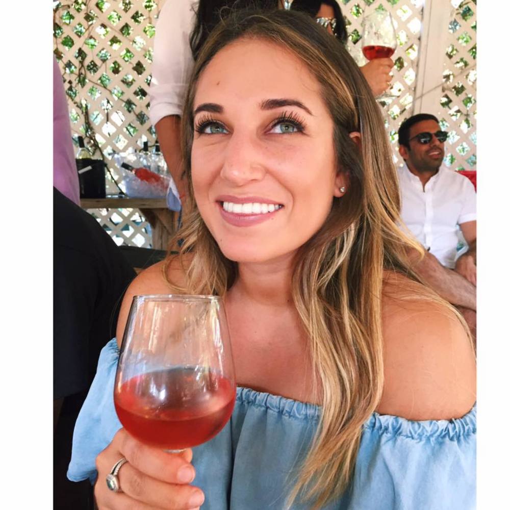 Meet your Posher, Alia