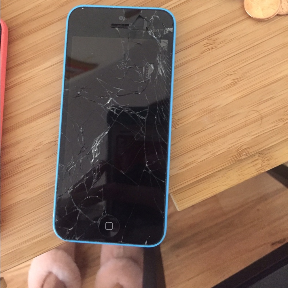 iPhone 5c blue shatter screen working condition
