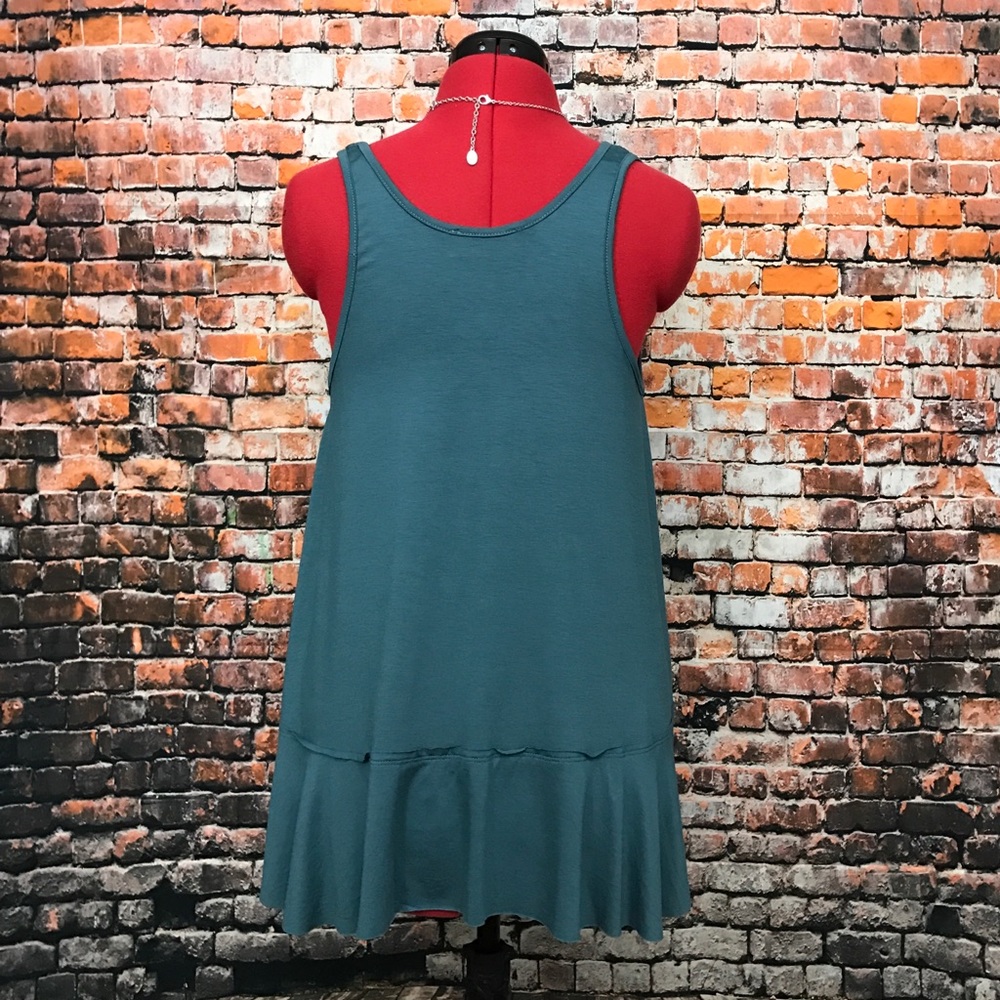 Infinity Raine Scoop Neck Ruffle Hem Tank-S - Picture 4 of 8