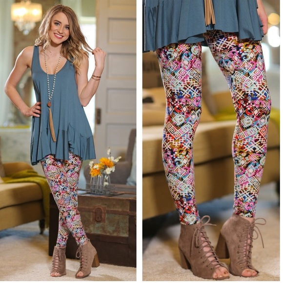 Infinity Raine Scoop Neck Ruffle Hem Tank-S - Picture 8 of 8