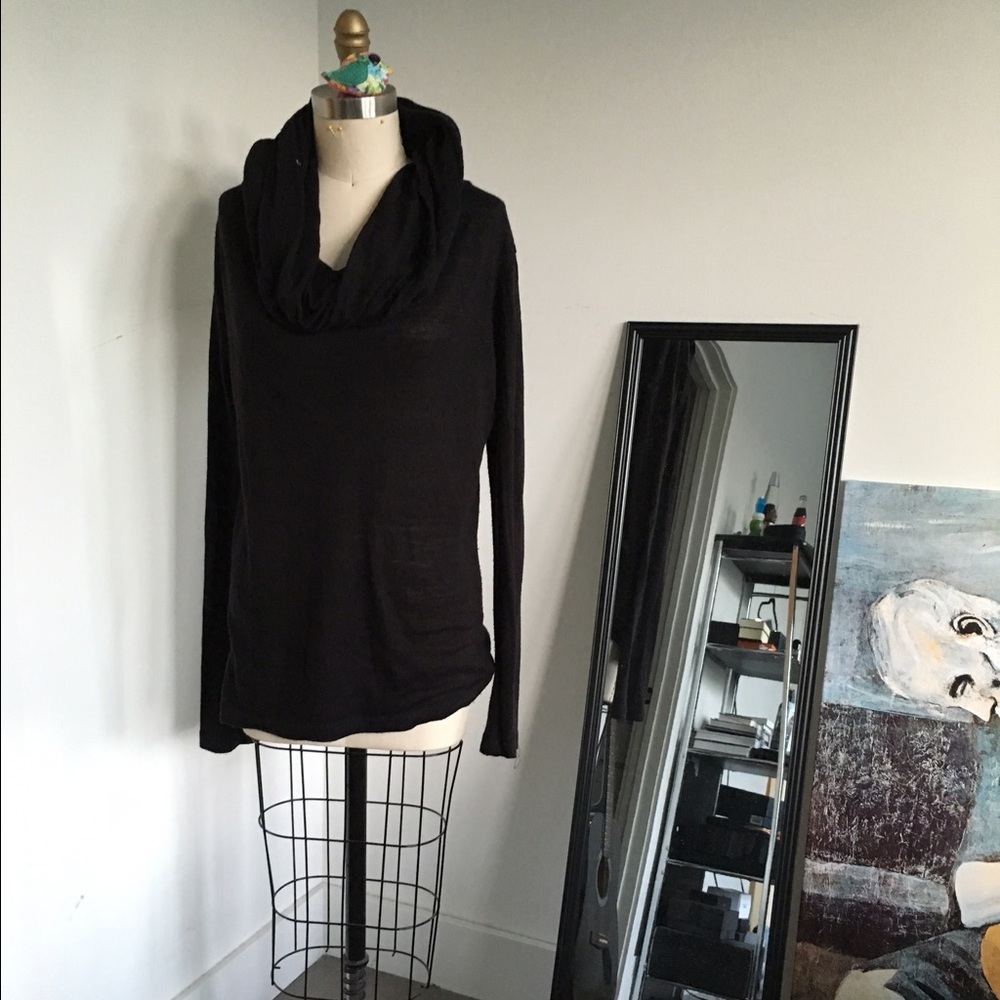 Large turtle neck sweater