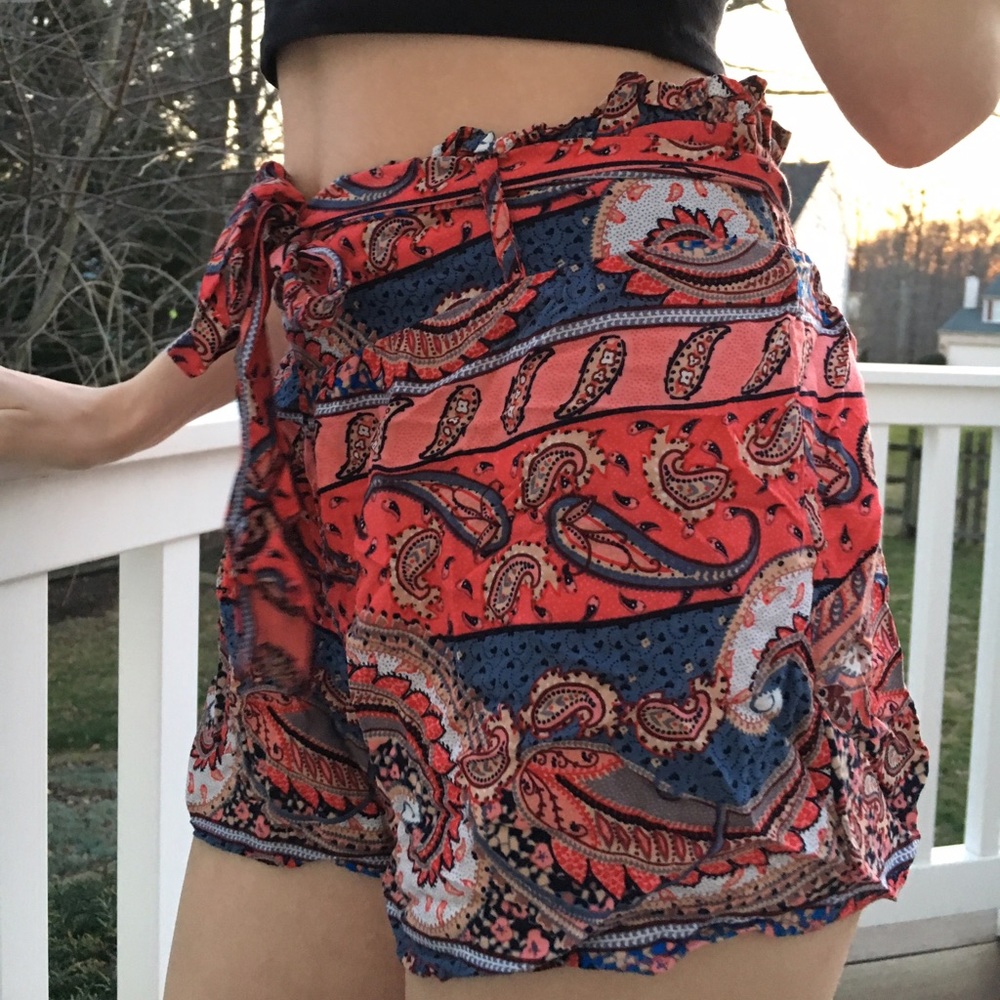 Coral Flowy Shorts