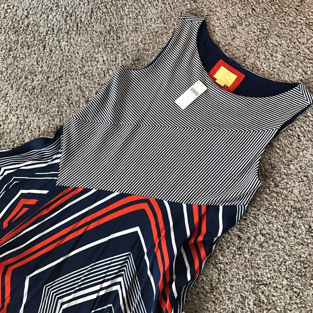 SALE 🎈 NWT Asymmetric Anthropologie Dress ❤ Large
