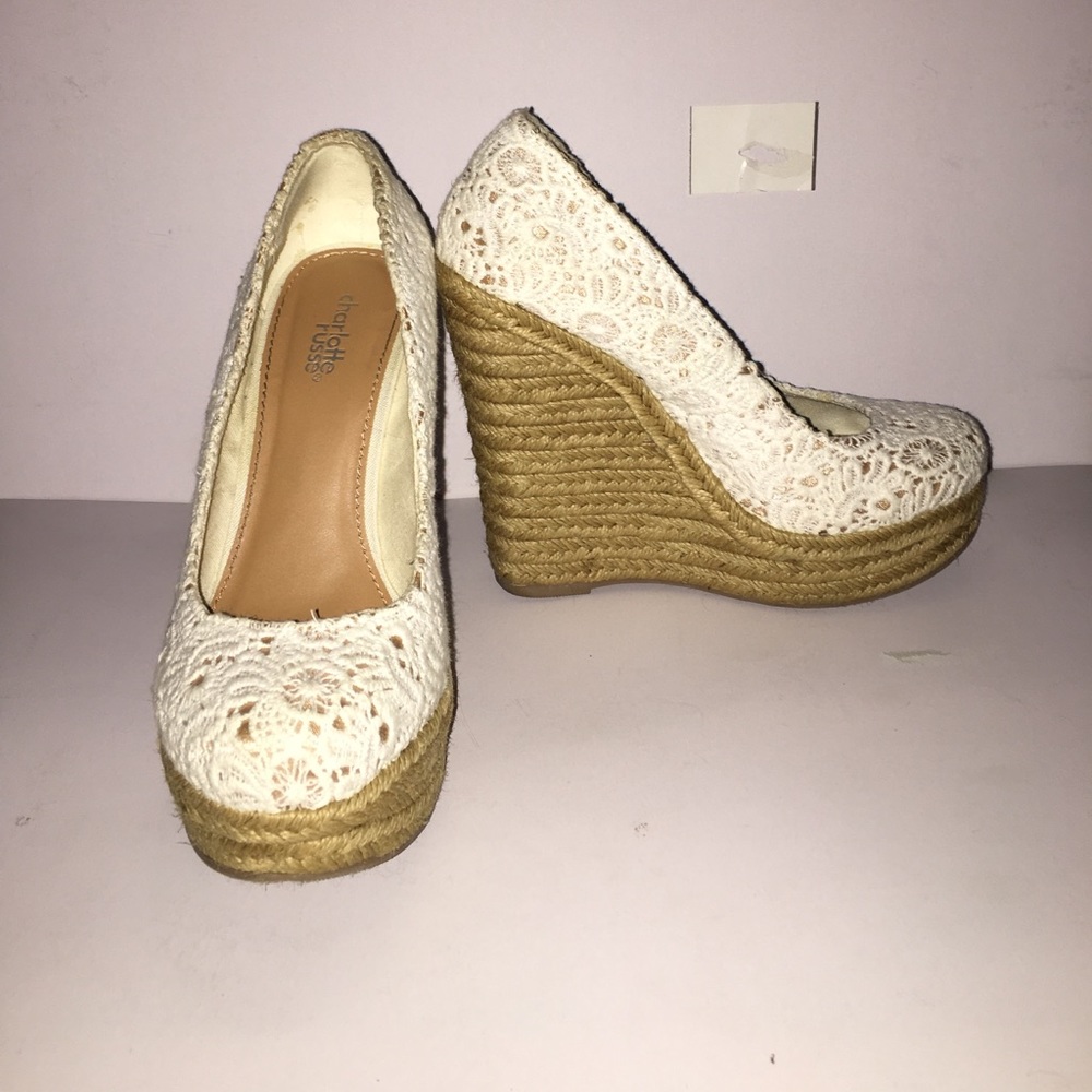 Charlotte Russe White Wedges