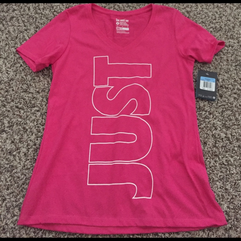 Nike tee