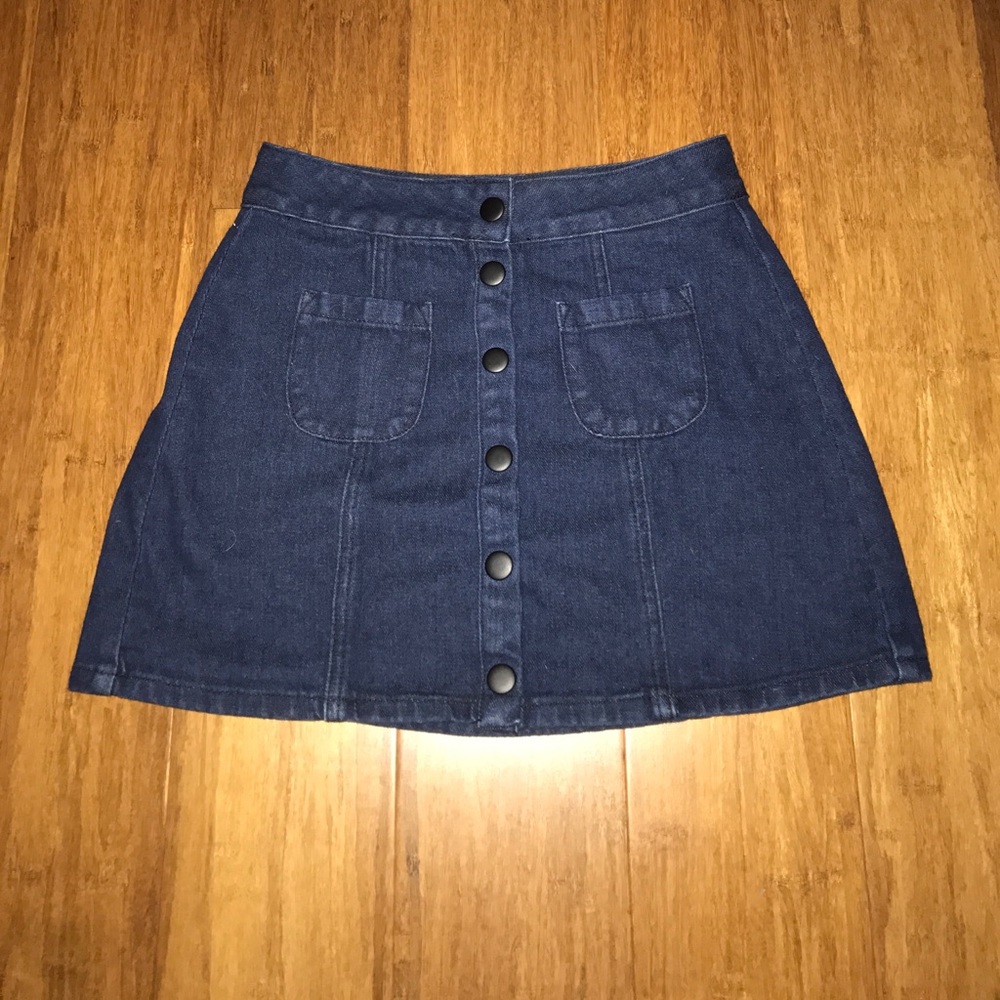 Brandy Melville button up skirt💜