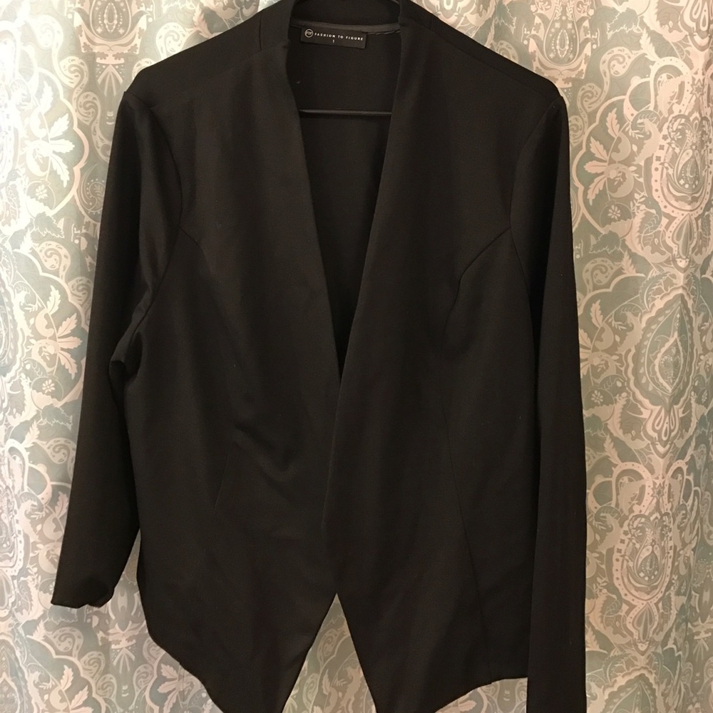 Fashion to Figure Blazer
