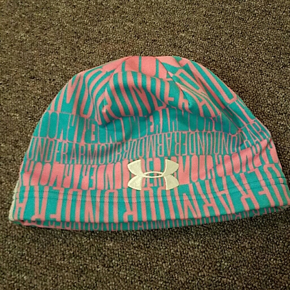Under armour beanie
