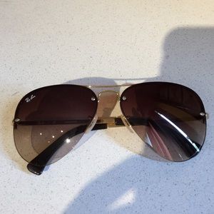 Unisex ray-ban sunglasses