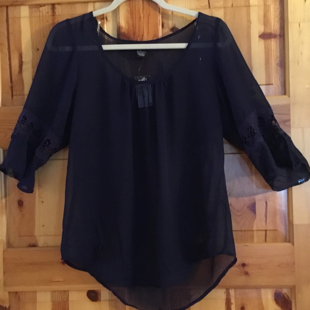 NWT Pretty Blouse