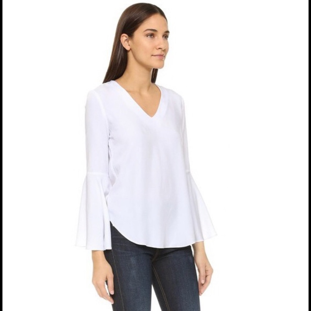 Bell sleeve v-neck shirt(never worn)