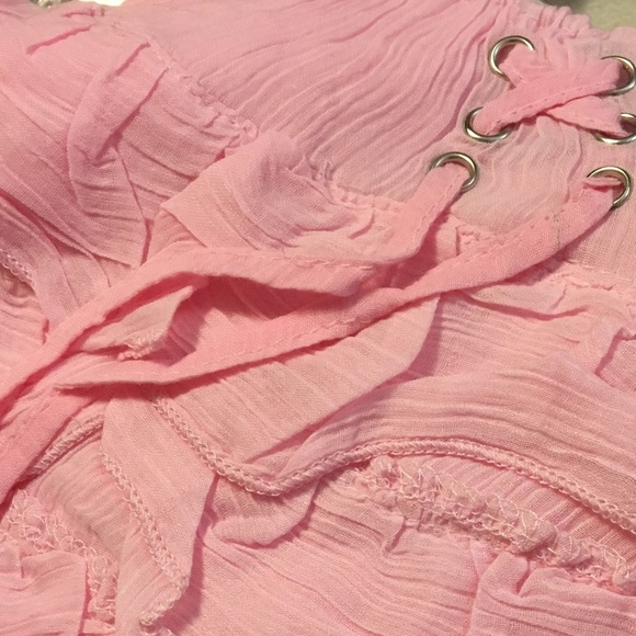 🆕🍄Pink Basic Ruffle Short Skirt - Picture 7 of 7