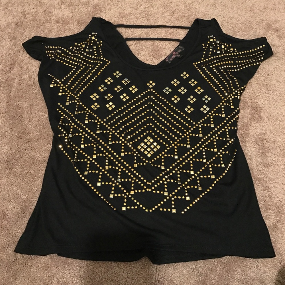 Black shirt with gold accent