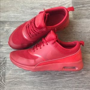 Nike Air Max Thea all red