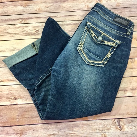 [Daytrip] Virgo Bootcut Jeans - Picture 2 of 8