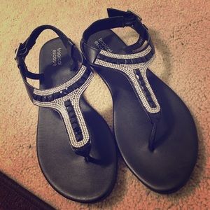 Brand new UNUSED super cute sandals