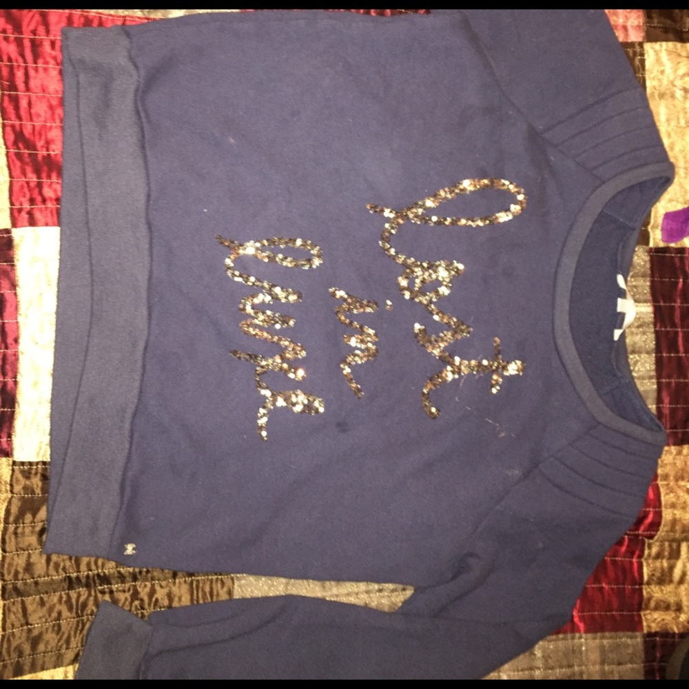 Practically new Vs sweater