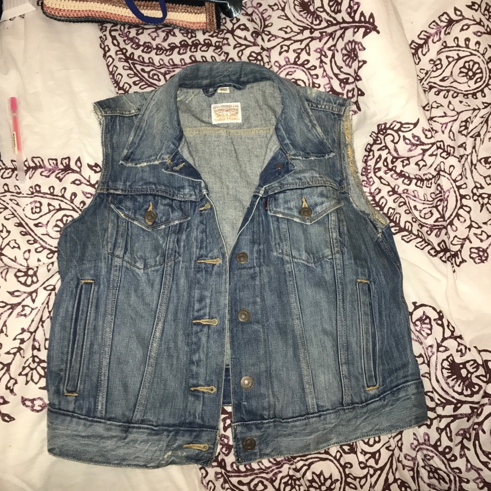 Levi jean vest