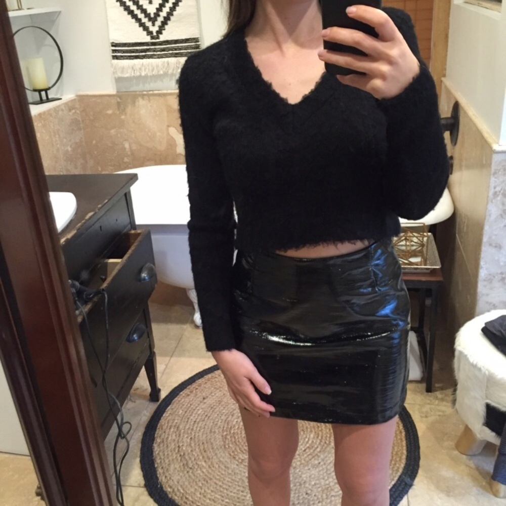 LF Fuzzy V Neck Sweater