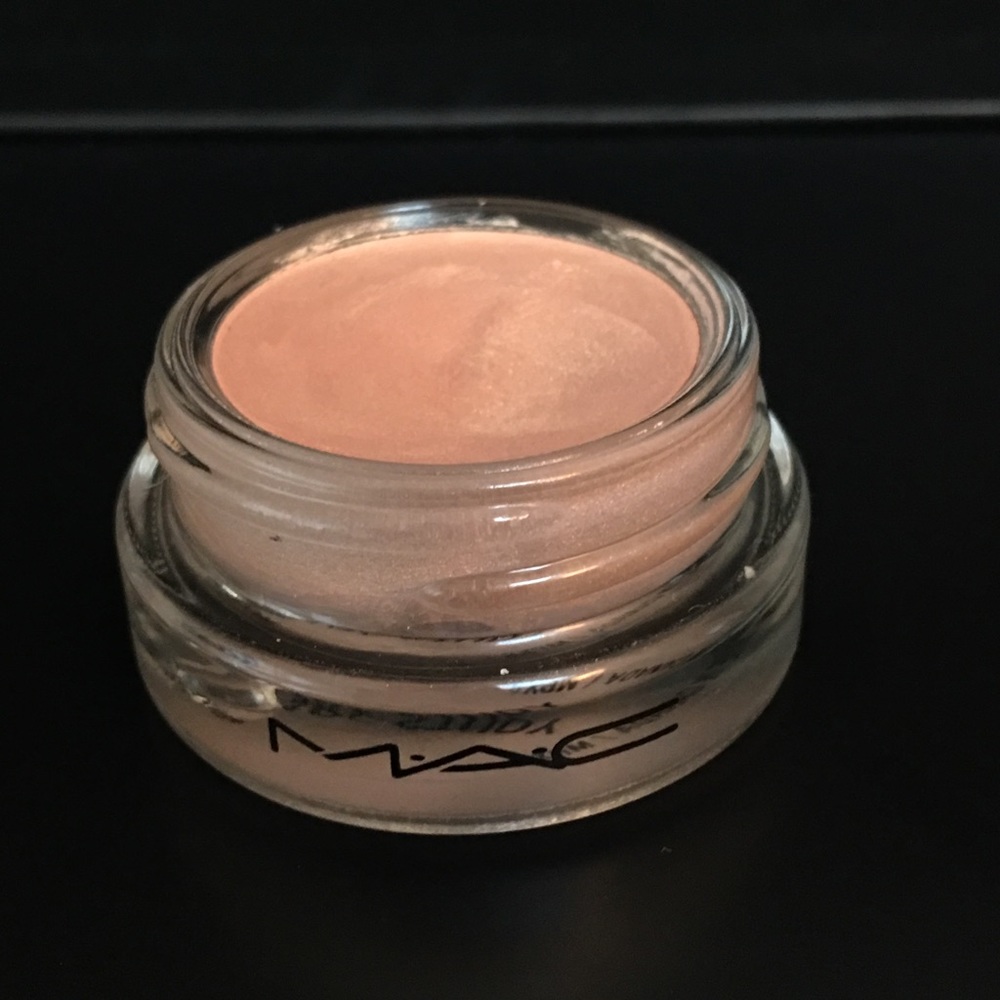 MAC Pro Longwear Paint Pot in Bare Study