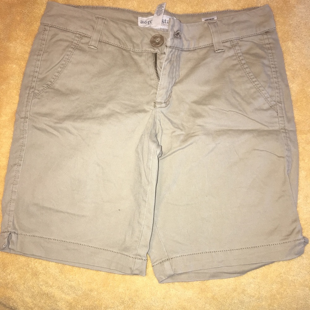 Khaki Bermuda shorts