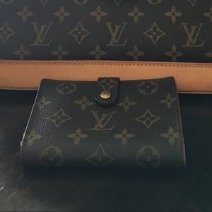 🌺 100% authentic Vintage LV monogram wallet 🌺