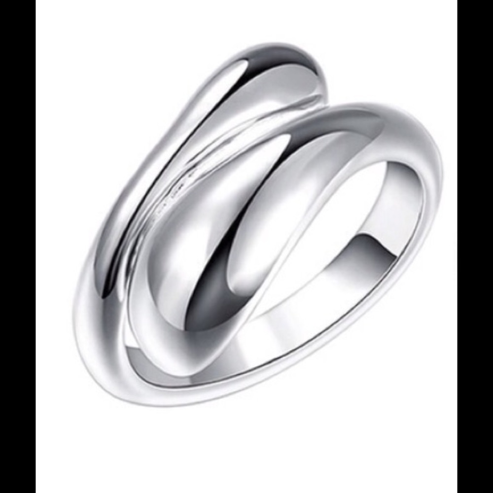 .925 Sterling Silver Resizable Teardrop Ring