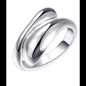.925 Sterling Silver Resizable Teardrop Ring
