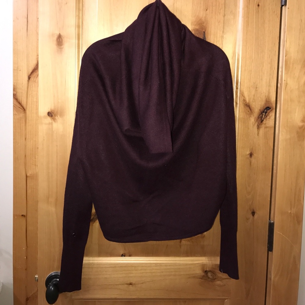 Burgundy lululemon multi-way sweater