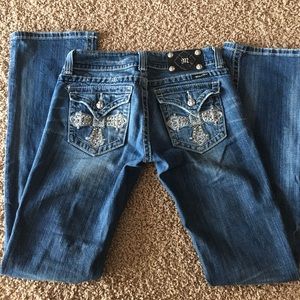 Miss Me blue jeans size 27