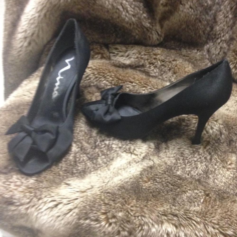 Nina pumps