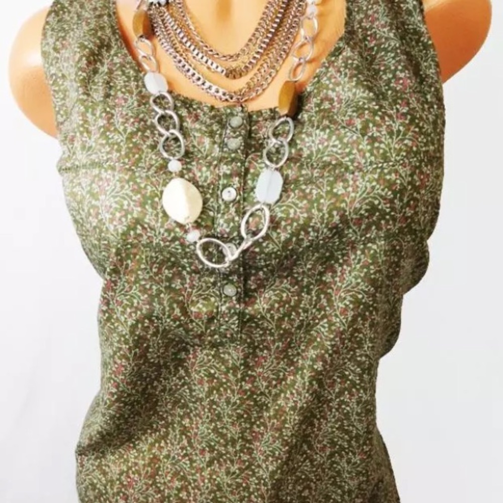 NWOT Eddie Bauer Sleeveless Top