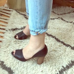 Franco Sarto Wood & Black Leather Heels Sandals 9