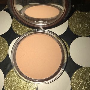 Cover girl warm beige pressed powder