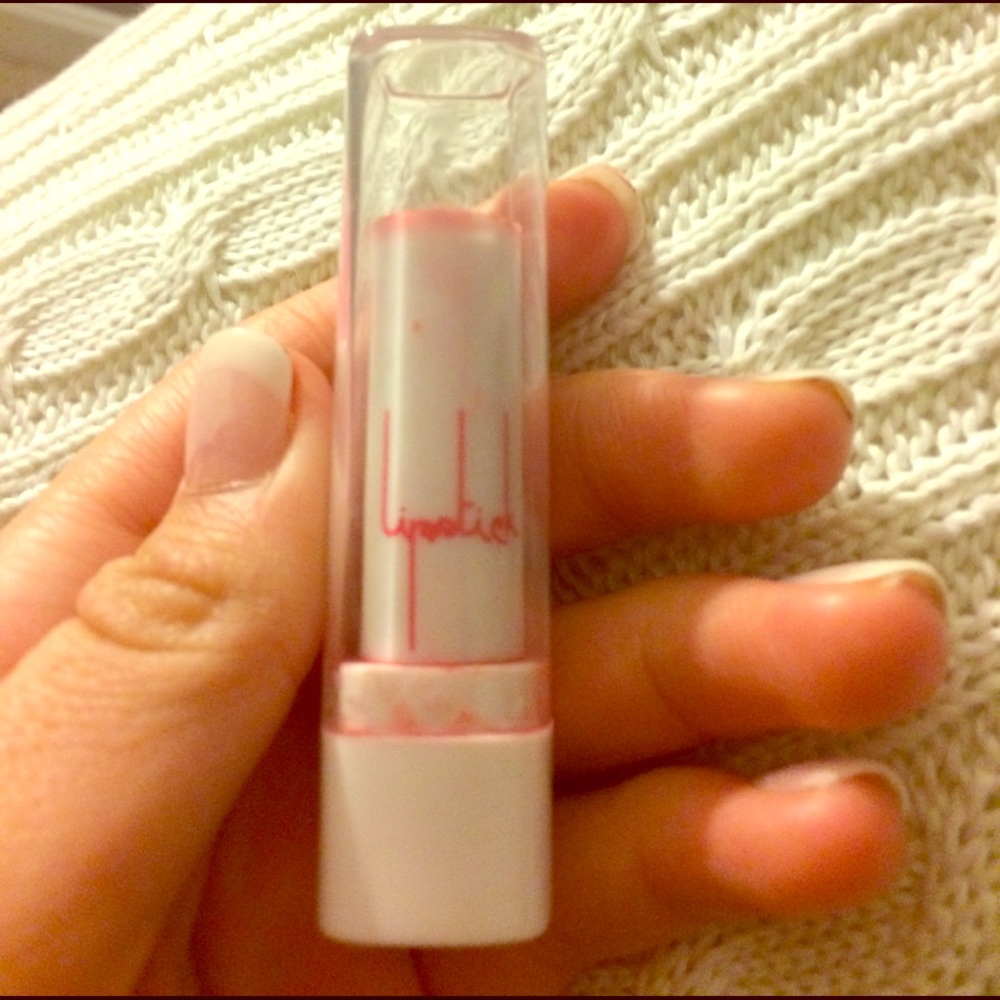 FREE pink 16 lipstick!!