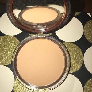 Covergirl soft honey pressed powder