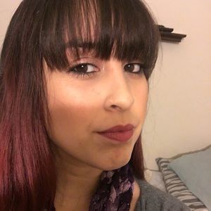 Meet your Posher, Christine