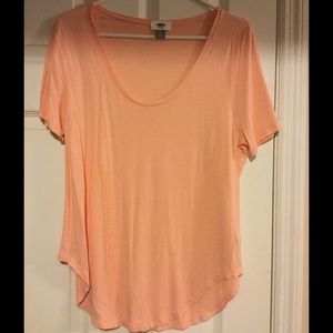 Old Navy t-shirt