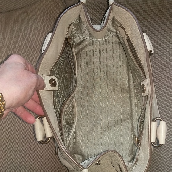 PRADA Cervo Double Zipper Tote - Picture 7 of 8