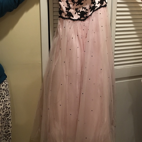 PROM SEASON 🌟💥 pink and black prom/party dress - Picture 2 of 8