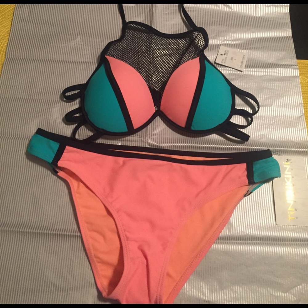 Swim suit
