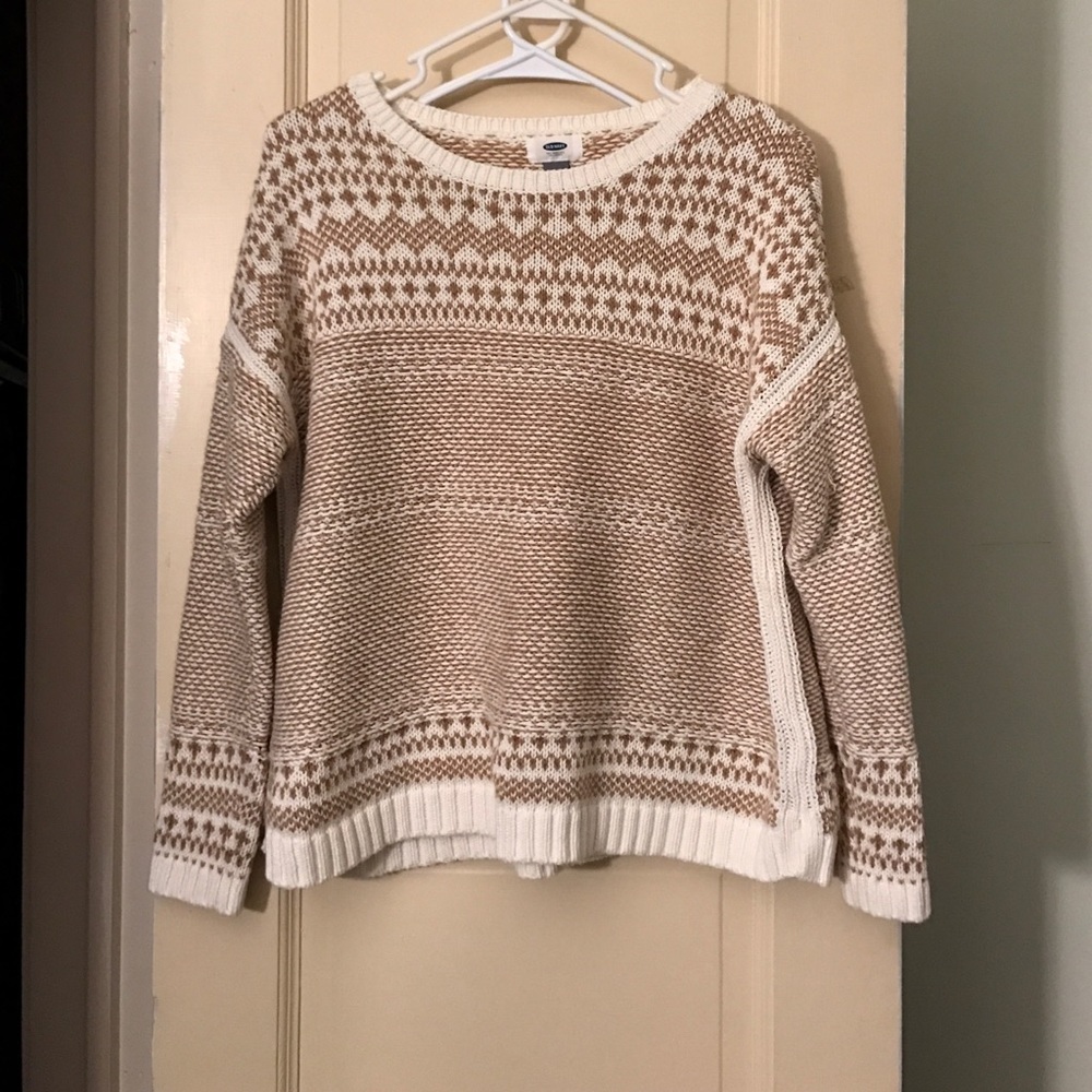 Old navy sweater